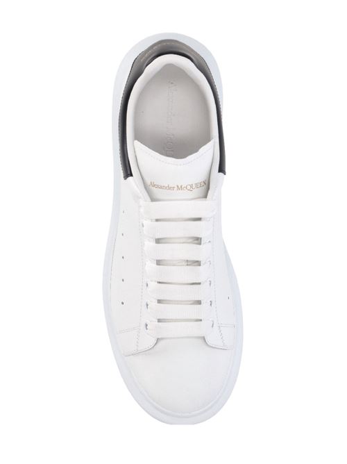 Sneakers con dettagli traforati in pelle ALEXANDER MCQUEEN | 553680WHGP59061